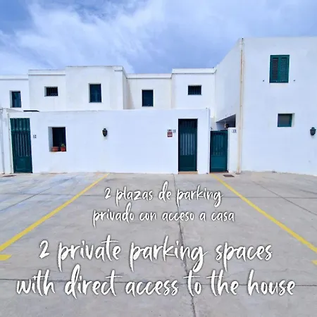 Casa Triana Tatil Evi Costa Teguise