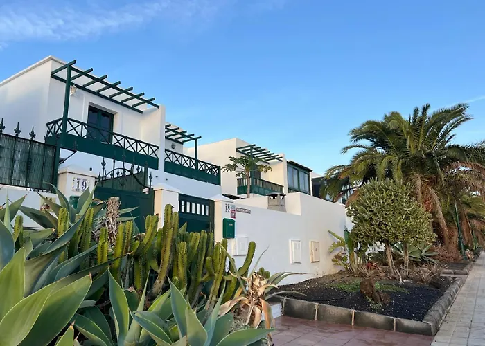 Casa Triana Дом отдыха Коста-Тегисе