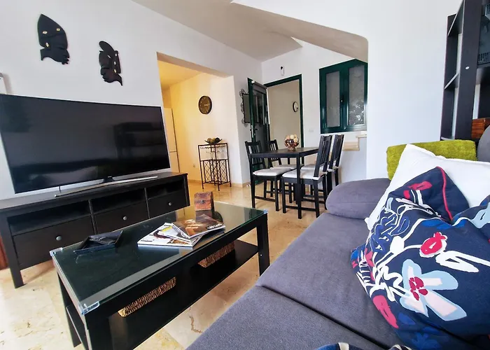 Casa Triana * 科斯塔特吉塞